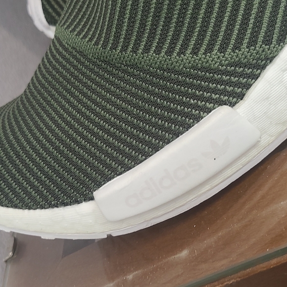 Adidas NMD CS2 pullon sock sneaker shoes size 9 men's army olive green - Picture 12 of 13